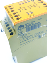 Lade das Bild in den Galerie-Viewer, Pilz 774504 PNOZ XV2 Sicherheitsschaltgerät 0.5/24VDC 2n/o 2n/o fix