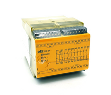 Lade das Bild in den Galerie-Viewer, Pilz 777140, PZE 9P, Kontakterweiterung, 24VACDC 8n/o 1n/c