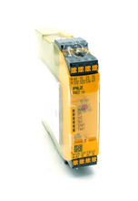 Lade das Bild in den Galerie-Viewer, Pilz 751104, PNOZ s4 C, Sicherheitsschaltgerät, 24VDC 3 n/o 1 n/c