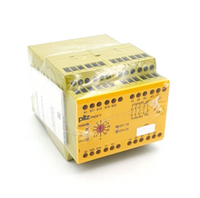 Lade das Bild in den Galerie-Viewer, Pilz 774790, PNOZ V 30s, Sicherheitsrelais,  24VDC 3n/o 1n/c 1n/o t
