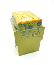 Lade das Bild in den Galerie-Viewer, Pilz 774086, PNOZ 11, Sicherheitsschaltgerät, 230-240VAC 24VDC 7n/o 1n/c
